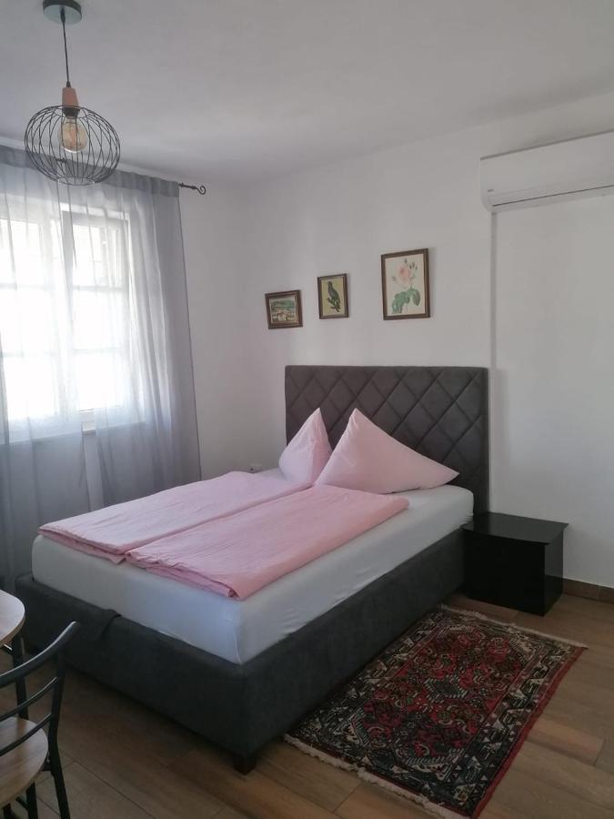 Vila Mateja Trogir Zewnętrze zdjęcie