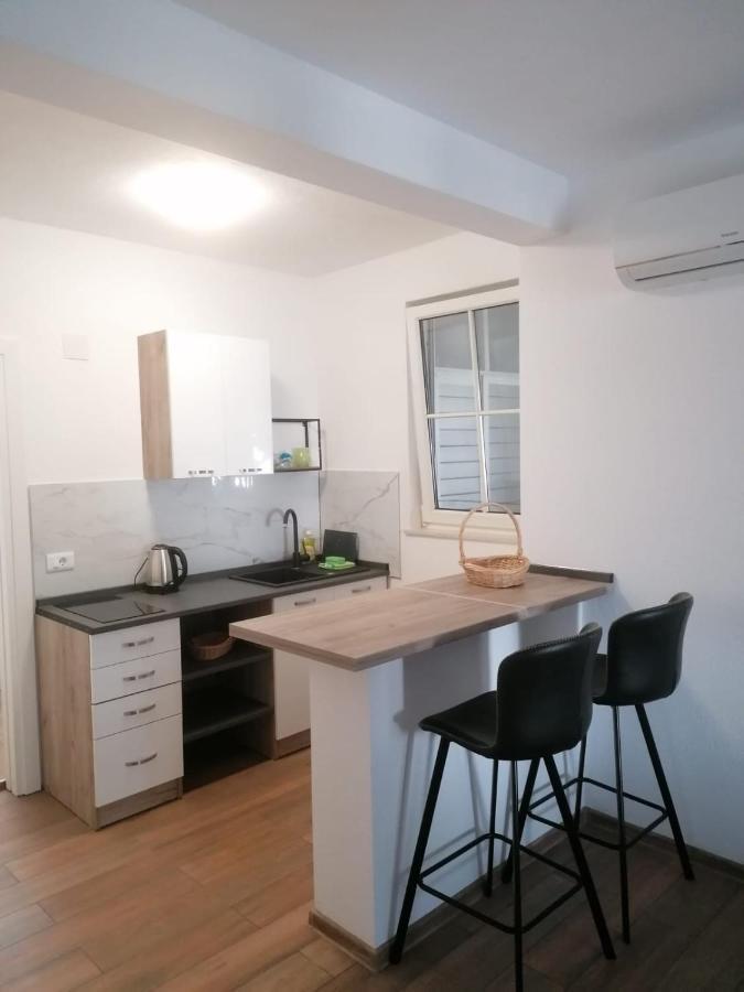 Vila Mateja Trogir Zewnętrze zdjęcie