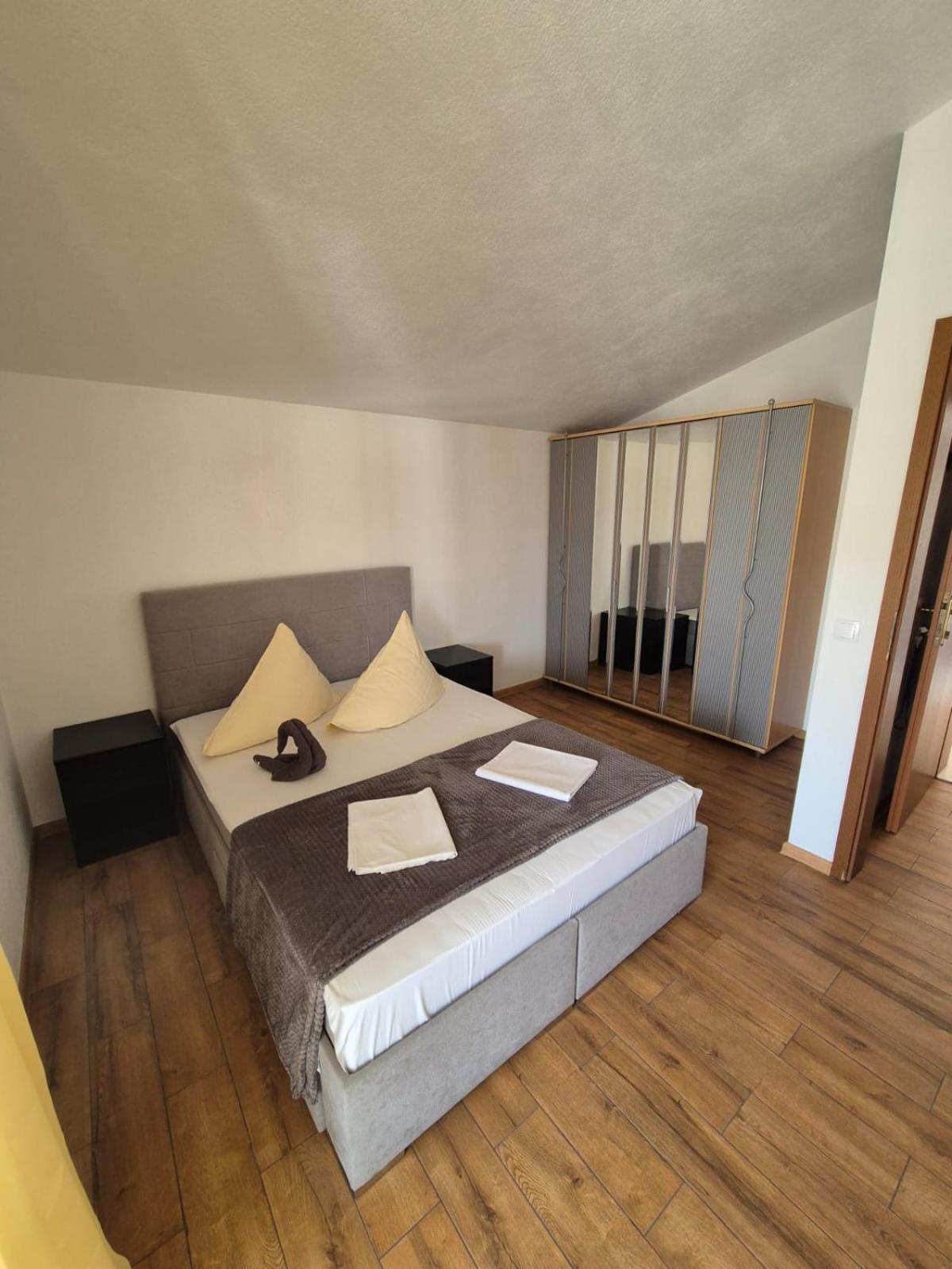 Vila Mateja Trogir Zewnętrze zdjęcie