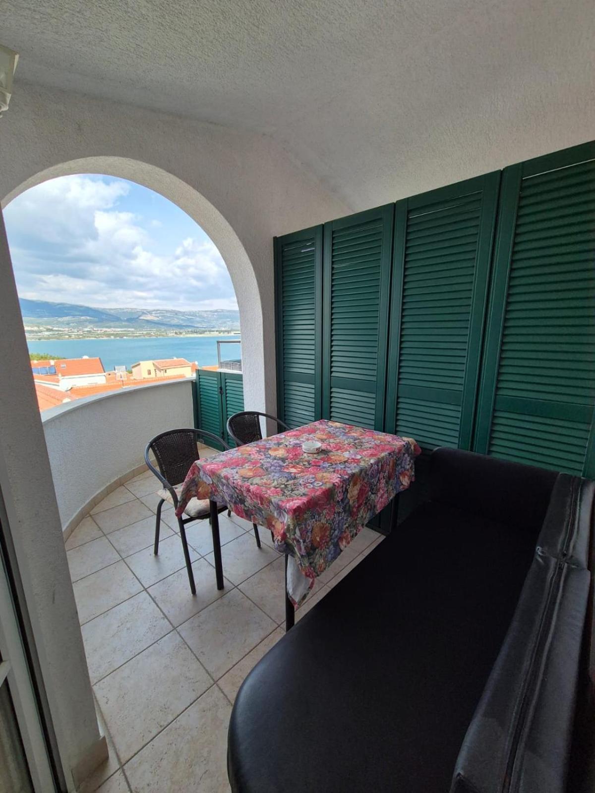 Vila Mateja Trogir Zewnętrze zdjęcie